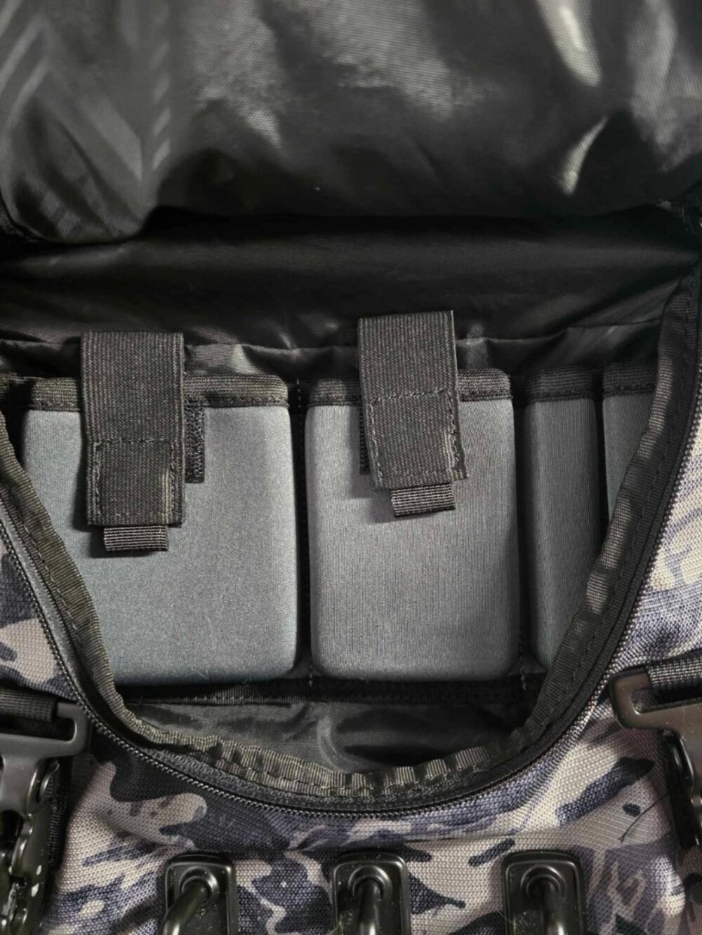 Oakley Kitchen Sink Backpack Tiger Mountain Camo Gr - Picture 5 of 11